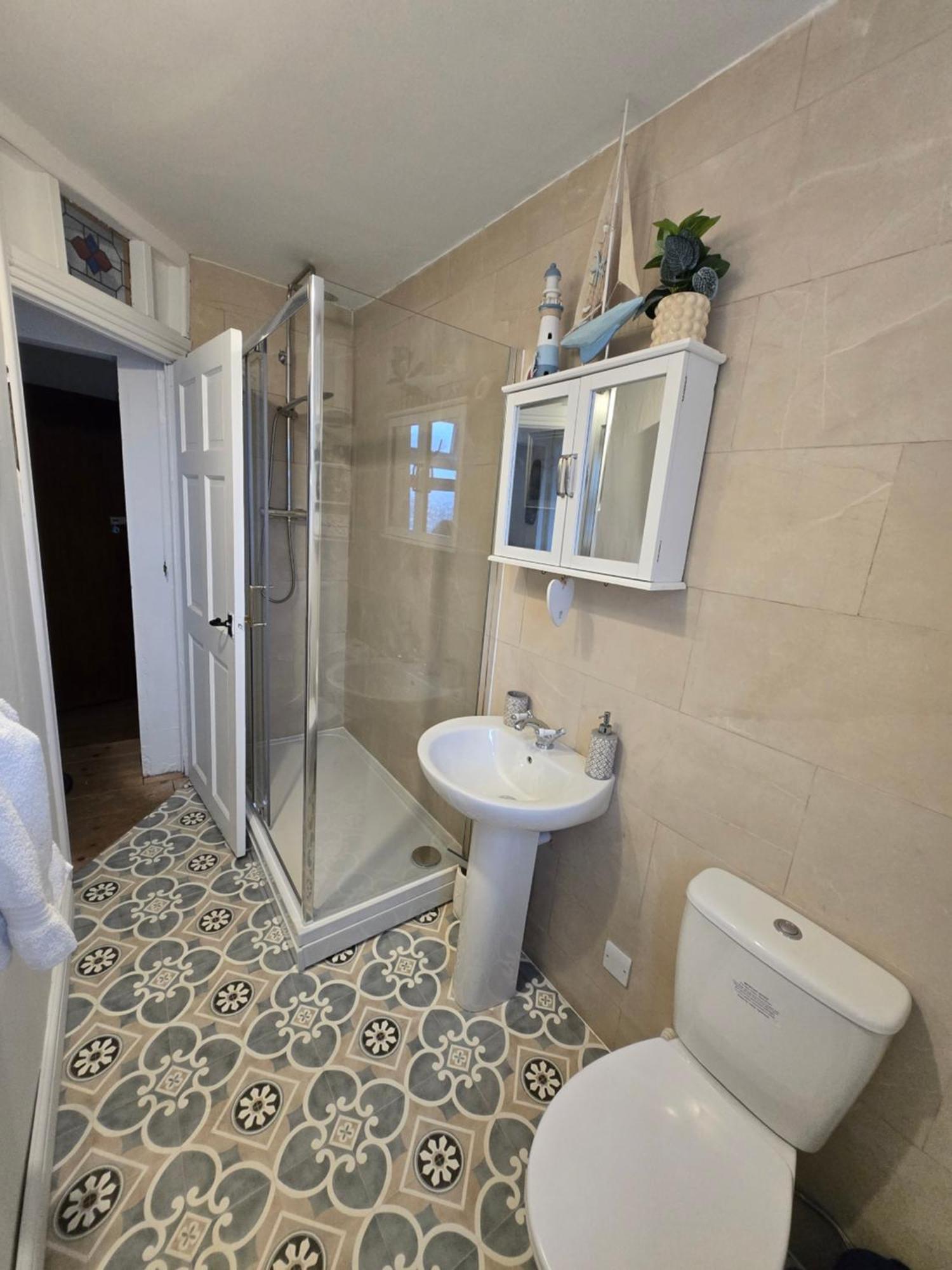 Old Road Cottage Pet Friendly Outdoors Beaches Neath Bagian luar foto